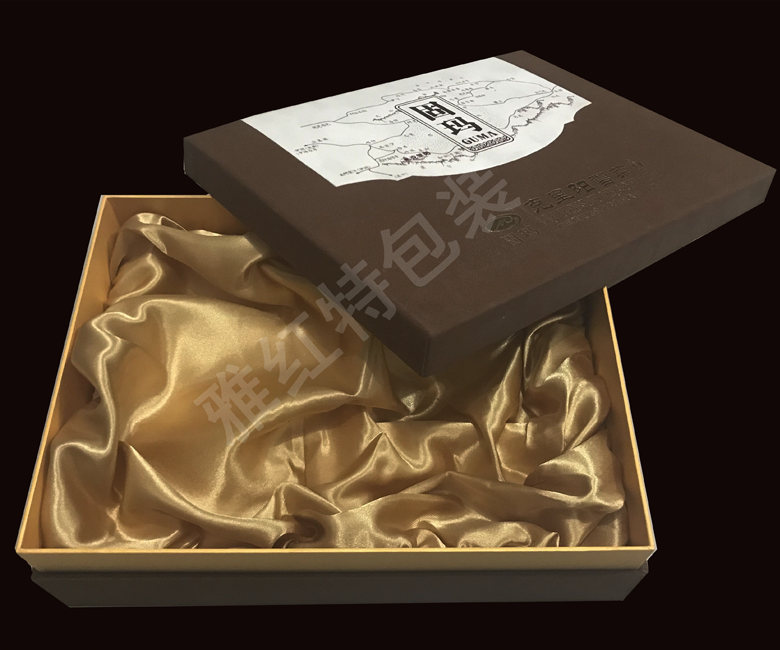 紙包木、皮包木禮盒
